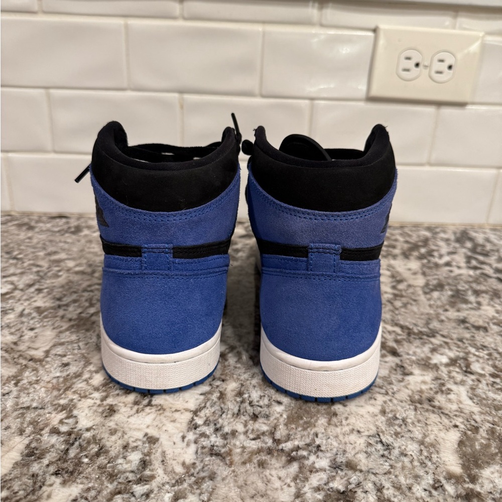 Men’s Jordan 1 Royal Reimagined (size 10) - Picture 4 of 10